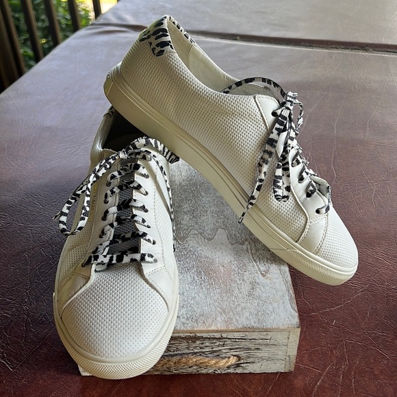 Yves Saint Laurent Shoes - Yves Saint Laurent “Andy” Perforated Low Top Sneakers